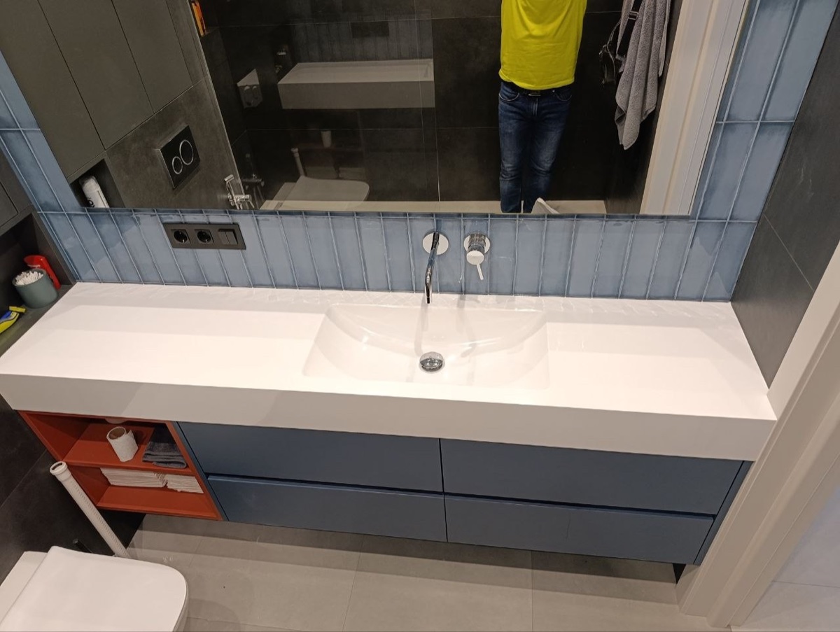 Реальна робота BulBul, з бортом, з тумбою: умивальник з бортом по краю